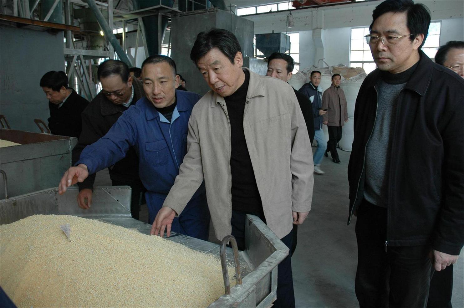 全国政协副主席卢展工（时任福建省省委书记）莅临游艇会游戏网址2206调研指导-cbfd4de8-87b4-49a3-9762-0bf0a2bbe756.jpg